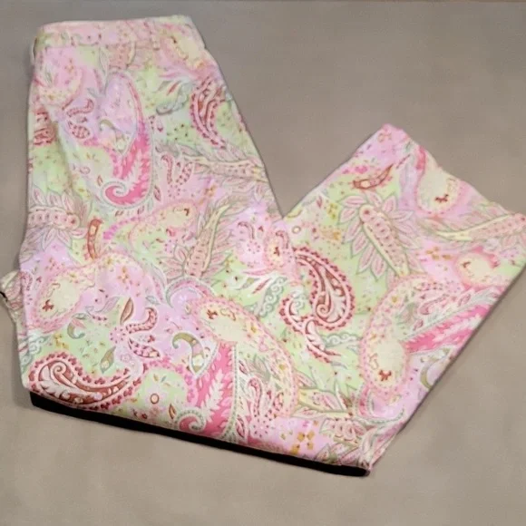 Charter Club Golf Size 10 Pistachio Green and Pink Paisley Ankle Length Pants - Picture 5 of 12